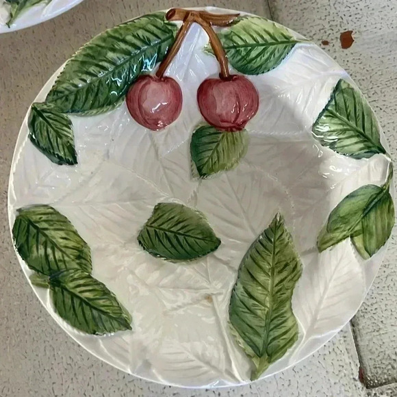 Vintage Italian Bowls with Cherries 3 Hand Painted RARE - Picture 2 of 7